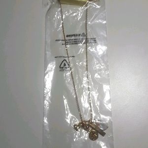 Multiple charm pendant